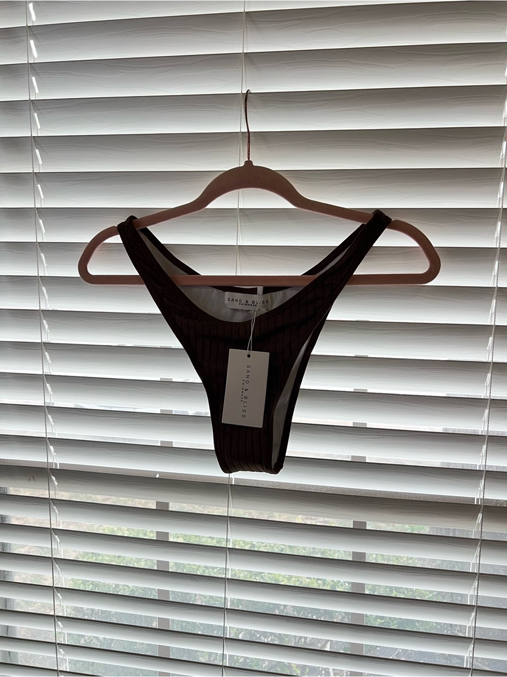 NWT Sand & Bliss Ribbed Brown High-Cut Bikini Bottom Size Large